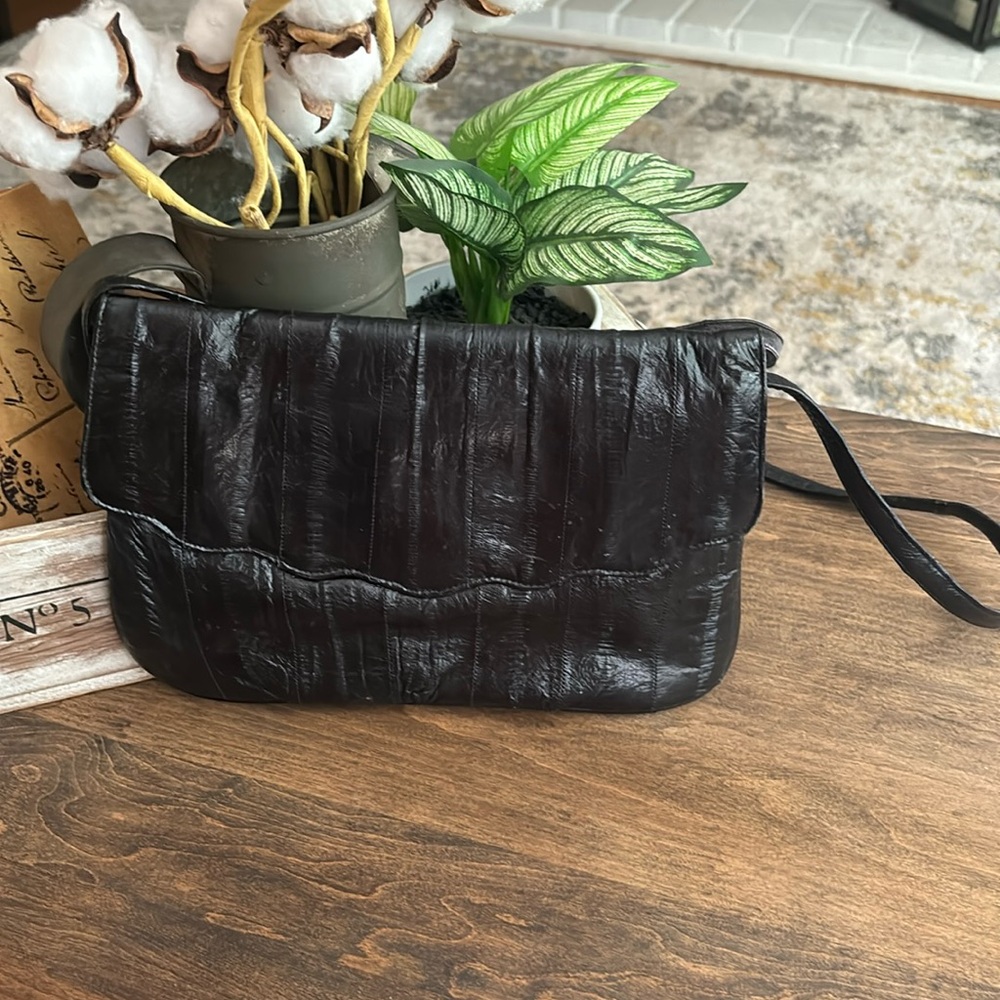 Vintage 70s Black Eel Skin Leather Shoulder Handbag Korea Made